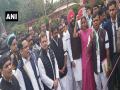 Parliament Updates: काली पट्टी बांध संसद पहुंचे कांग्रेसी सांसद, राहुल गांधी की अगुवाई में प्रदर्शन, अमित शाह के इस्तीफे की मांग पर अड़े - Hindi News | Rahul Gandhi and other Congress MPs protest Mahatma Gandhi statue at Parliament resignation Home Minister Amit Shah | Latest india News at Lokmatnews.in