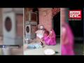 इस पिता ने अपने बेटे के साथ जो किया उसे देख हैरान रह जाएंगे आप - Hindi News | | Latest weird Videos at Lokmatnews.in
