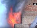 पंजाब के लुधियाना में होजरी कपड़ा फैक्ट्री में लगी आग - Hindi News | Fire broke out at hosiery cloth factories in Punjab's Ludhiana | Latest india Videos at Lokmatnews.in