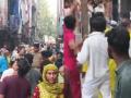 Ghaziabad: मंदिर से लौट रहे परिवार पर हमला, गर्भवती महिला समेत 9 लोग लहूलुहान; इलाके में तनाव - Hindi News | Ghaziabad Family returning from temple attacked 9 people including pregnant woman injured | Latest crime News at Lokmatnews.in