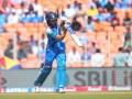 Shubman Gill IND vs ENG 3rd ODI: नागपुर में 87, कटक में 60 और अहमदाबाद में 100 प्लस?, 3 मैच और बैक टू बैक फिफ्टी और शतक - Hindi News | Shubman Gill IND vs ENG 3rd ODI Live 7th ODI hundred 95 balls 100 runs fifty 87 in Nagpur, 60 in Cuttack Ahmedabad 3 matches back to back fifty see video | Latest cricket News at Lokmatnews.in