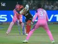 IPL 2019: श्रेयस गोपाल की गेंद पर यूं बोल्ड हुए विराट कोहली, वीडियो वायरल - Hindi News | IPL 2019, RR vs RCB: Shreyas Gopal bowled the perfect wrong 'un to get the RCB captain castled | Latest cricket News at Lokmatnews.in