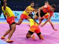 PKL 2019, Mumba vs Gujarat: घरेलू मैदान पर आखिरी मैच में गुजरात से भिड़ेगी यू मुंबा की टीम, इन खिलाड़ियों पर होगी नजर - Hindi News | Pro Kabaddi 2019: Gujarat Fortune Giants vs U Mumba Match Preview and Analysis | Latest kabaddi News at Lokmatnews.in