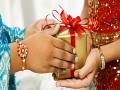 Raksha Bandhan 2019: इस रक्षाबंधन बहन को दें ये 6 गिफ्ट, हमेशा रहेगी हेल्दी और फिट - Hindi News | Happy Raksha Bandhan gift ideas 2019: date, time, shubh muhurat, images, time for rakhi, raksha bandhan kab hai, wishes messages, quotes in Hindi | Latest health News at Lokmatnews.in