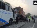 UP Road Accident: लखनऊ के बाद हाथरस में डबल डेकर बस और ट्रक की हुई भीषण टक्कर, 2 की मौत, 16 घायल - Hindi News | double-decker bus collided with a truck near Toli village of Thana Sikandra Rao in Hathras | Latest crime News at Lokmatnews.in