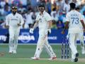 IND vs AUS 2nd Test Day 3: रन के बाद बोल्ड, हेड और सिराज में ठनी?, एडिलेड में 50000 से अधिक दर्शकों ने हूटिंग की?, सुनील गावस्कर भड़के, देखें वीडियो - Hindi News | IND vs AUS 2nd Test Day 3 LIVE Sunil Gavaskar blasts Mohammed Siraj unnecessary send-off Travis head Adelaide Oval see video watch | Latest cricket News at Lokmatnews.in