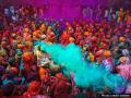 होली 2019: इस साल होली खेलते समय इन खास बातों का रखें ध्यान - Hindi News | Holi 2019: Skin and hair care tips in holi, use Organic and Herbal Gulal Powder | Latest india Photos at Lokmatnews.in