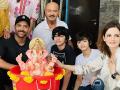 Hrithik Roshan and family bids farewell to Lord Ganesha - Hindi News | Hrithik Roshan and family bids farewell to Lord Ganesha | Latest entertainment Photos at Lokmattimes.com