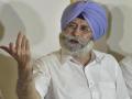 आम आदमी पार्टी को झटका, एचएस फुल्का ने पार्टी से दिया इस्तीफा - Hindi News | Advocate HS Phoolka: I have resigned from AAP & handed over resignation to Kejriwal ji today. | Latest india News at Lokmatnews.in