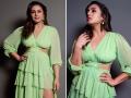 बैकलेस ड्रेस में हुमा कुरैशी ने ढाया कहर, सोशल मीडिया पर मची सनसनी - Hindi News | Huma Qureshi look glamorous in green colour backless dress created a sensation on social media | Latest bollywood Photos at Lokmatnews.in