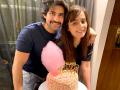Hussain Kuwajerwala ने मनाया पत्नी टीना का जन्मदिन, देखें सेलिब्रेशन की तस्वीरें - Hindi News | Hussain Kuwajerwala birthday celebration wife tina photos and images goes viral see pics | Latest television Photos at Lokmatnews.in