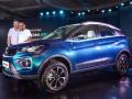टाटा की इलेक्ट्रिक कार नेक्सॉन EV से उठा पर्दा, फुल चार्ज पर चलेगी 300KM, जानें कीमत - Hindi News | tata motors unveils nexon ev booking to begin from december 20 | Latest automobile News at Lokmatnews.in