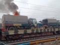 उज्जैन रेलवे स्टेशन पर मालगाड़ी में लोड सेना के ट्रक में आग लगी - Hindi News | army truck loaded goods train caught fire Ujjain railway station | Latest crime News at Lokmatnews.in