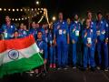कॉमनवेल्थ गेम्स 2018: सिरिंज विवाद के बीच राष्ट्रमंडल खेल गांव में फहराया तिरंगा - Hindi News | amid syringe controversy indian contingent flag hoisting at CWG village gold coast australia | Latest other-sports News at Lokmatnews.in