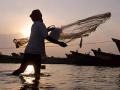 बांग्लादेश के जलक्षेत्र में 25 भारतीय मछुआरे लापता : तटरक्षक - Hindi News | 25 indian fishermen missing in coast guard of bangladesh/a | Latest india News at Lokmatnews.in