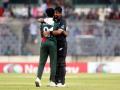 Bangladesh vs New Zealand, 2nd ODI 2023: छह विकेट लेने वाले न्यूजीलैंड के पहले स्पिनर, 10 ओवर, 39 रन और 6 विकेट, 2008 के बाद बांग्लादेश पर पहली जीत के साथ ही 1-0 की बढ़त - Hindi News | Bangladesh vs New Zealand, 2nd ODI 2023 Ish Sodhi New Zealand's first spinner take six wickets 10 overs, 39 runs and 6 wickets New Zealand takes 1-0 lead first win over Bangladesh since 2008 | Latest cricket News at Lokmatnews.in