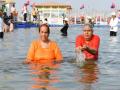 Maha Kumbh 2025: उपराष्ट्रपति जगदीप धनखड़ ने पत्नी के साथ संगम में स्नान किया, सीएम योगी के साथ अक्षयवट-सरस्वती कूप देखने भी गए - Hindi News | Maha Kumbh 2025: Vice President Jagdeep Dhankhar took a bath in Sangam with his wife, also went to see Akshayvat-Saraswati Kup with CM Yogi | Latest india News at Lokmatnews.in