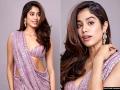 Janhvi Kapoor Photos: साड़ी पहनकर जान्हवी कपूर ने फैंस को बनाया दीवाना, वायरल हो रही हैं ये तस्वीरें - Hindi News | Janhvi Kapoor sizzling look viral in Manish Malhotra saree, janhvi latest pics | Latest bollywood Photos at Lokmatnews.in