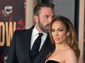 Jennifer Lopez-Ben Affleck divorce: 640 मिलियन डॉलर का तलाक!, दो साल में मन भरा?, 2022 में शादी और 2024 में तलाक, ‘बेनिफर’ हो रहे... - Hindi News | Jennifer Lopez-Ben Affleck $640 million divorce Confirmed 2 years marriage in 2022 divorce in 2024 'Benifer' getting separated Hollywood's most iconic couples see video | Latest world News at Lokmatnews.in