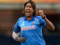 सचिन-धोनी के बाद अब इस स्टार महिला क्रिकेटर पर बनेगी बायोपिक - Hindi News | Biopic on Indian women's cricketer Jhulan Goswami announced | Latest cricket News at Lokmatnews.in