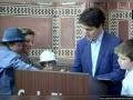Justin Trudeau: आखिर किसने छीनी टूड्रो की बैसाखी...? - Hindi News | Justin Trudeau After all who snatched away Trudeau's crutch blog Vikas Mishra | Latest world News at Lokmatnews.in