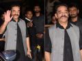 देखें कमल हासन का यह बिंदास अंदाज, ताज कोलाबा के बाहर हुए स्पॉट - Hindi News | Kamal Haasan Spotted At Taj Colaba and meet christopher nolan, see pics images photos | Latest bollywood Photos at Lokmatnews.in
