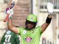 कामरान अकमल ने 147 गेंदों में ठोकी डबल सेंचुरी, रचा नया इतिहास - Hindi News | Kamran Akmal scores Domestic One-Day double century | Latest cricket News at Lokmatnews.in