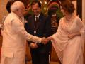 PM मोदी की मुरीद हुईं कंगना रनौत, फोटो शेयर करके तारीफ में कही ये बात - Hindi News | kangana ranaut calls prime minister narendra modi most powerful | Latest bollywood News at Lokmatnews.in