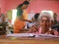 केरलः 96 साल की अम्मा ने दी परीक्षा, 100 में 98 अंक लाकर बनीं टॉपर - Hindi News | Kerala:At 96 yrs,Karthiyani Amma of Alappuzha Dist.scores 98/100 marks in 'Aksharalaksham' literacy program of Kerala State Literacy Mission | Latest motivational-stories News at Lokmatnews.in