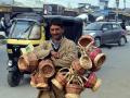 Kashmiri Kangri: कश्मीर में आधुनिक हीटिंग उपकरणों के प्रचलन के कारण पारंपरिक कांगड़ी शिल्प में गिरावट - Hindi News | Decline in traditional Kangri craft due to introduction of modern heating devices in Kashmir | Latest india News at Lokmatnews.in