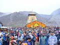 Kedarnath Dham Yatra 2025: केदारनाथ जाने वाले यात्रियों की बढ़ी मुश्किलें, घोड़े-खच्चरों पर लगी 24 घंटे की रोक; जानें क्यों - Hindi News | Kedarnath Dham Yatra 2025 Difficulties increased for pilgrims going to Kedarnath 24-hour ban imposed on horses and mules know why | Latest spirituality News at Lokmatnews.in