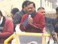 दिल्ली वालों से केजरीवाल ने कहा वो आये तो स्कूल-अस्पताल खराब कर देंगे - Hindi News | Delhi Assembly election 2020: Arvind Kejriwal plays Emotional card | Latest politics Videos at Lokmatnews.in