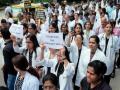 Kolkata Rape-Murder Case: क्या भ‌विष्य में रुक पाएंगे 'आरजी कर मेडिकल कॉलेज' कांड.... - Hindi News | Kolkata Rape-Murder Case brutal female doctor RG Kar Medical College reminds Nirbhaya incident took place 12 years ago Will scandal stopped in future? | Latest india News at Lokmatnews.in