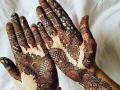 करवा चौथ 2022 मेहंदी डिजाइन, सिंपल आसान मेहंदी डिजाइन - Hindi News | mehndi designs for karwa chauth 2022 easy mehndi design new mehndi design | Latest fashion-beauty Photos at Lokmatnews.in