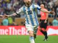 Argentina Vs France FIFA World Cup 2022 Final: मेसी जैसा कोई नहीं, फाइनल में पहला गोल करते सोशल मीडिया पर छाए, देखें वीडियो - Hindi News | Argentina Vs France FIFA World Cup 2022 Final Goals Messi and Di Maria give Argentina half-time lead 2-0 social medis Elon Musk tweet see video | Latest other-sports News at Lokmatnews.in