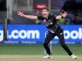 एसए20 खेलते चोटिल हुए एडम मिल्ने, काइल जैमीसन को मौका - Hindi News | New Zealand Adam Milne ruled out T20 World Cup torn left hamstring injury January 18 playing Sunrisers Eastern Cape SA20 replaced Kyle Jamieson Updated squad | Latest cricket News at Lokmatnews.in