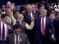 पीएम मोदी का नाया नारा ‘अबकी बार, ट्रम्प सरकार’, सुनकर मुस्कुराते रहे अमेरिकी राष्ट्रपति - Hindi News | Abki Baar Trump Sarkar PM Modi's Reminder To Indians In Houston | Latest india News at Lokmatnews.in