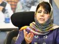 Mehbooba Mufti की Artical 370 पर रणनीति क्या है, विरोधियों से मिलाया हाथ - Hindi News | Mehbooba Mufti Plan on Artical 370 | Latest india Videos at Lokmatnews.in