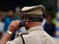 पुलिसवालों ने मांगी रंगदारी, वो भी एक महिला से, जानिए पूरा मामला - Hindi News | Policeman asked for extortion, that too from a woman, know the whole matter | Latest crime News at Lokmatnews.in