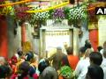 नवरात्र के पहले दिन मंदिरों में उमड़ी भक्तों की भारी भीड़, देखें तस्वीरें - Hindi News | | Latest spirituality News at Lokmatnews.in