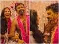 ऐसी ना देखी होगी हल्दी सेरेमनी, हल्दी और गुलाब की पंखुड़ियों से लिपटे नजर आए कैटरीना-विक्की कौशल, साझा की तस्वीरें - Hindi News | Katrina kaif Vicky Kaushal haldi Ceremony seen wrapped in turmeric and rose petals shared photos | Latest bollywood News at Lokmatnews.in