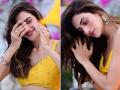 नुसरत जहां का एथनिक लुक सोशल मीडिया पर हुई वायरल, देखे तस्वीरें - Hindi News | Nusrat Jahan ethnic look went viral on social media see pictures | Latest bollywood Photos at Lokmatnews.in