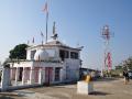 भारत के इस मंदिर में क्यों फहराया जाता है तिरंगा? - Hindi News | Why is this tricolor hoisted in this temple of India | Latest travel News at Lokmatnews.in