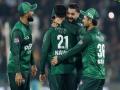 PAK vs AUS, 1st T20I: पाकिस्तान ने लाहौर ऑस्ट्रेलिया को 22 रनों से हराया, तीन मैचों की सीरीज में 1-0 से आगे - Hindi News | PAK vs AUS, 1st T20I: Pakistan defeated Australia by 22 runs in Lahore, taking a 1-0 lead in the three-match series | Latest cricket News at Lokmatnews.in