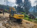 Papua New Guinea landslide: 2000 से अधिक लोग जिंदा दफन, इमारतों और खाद्य उद्यान को बड़ा नुकसान, पापुआ न्यू गिनी में हालात बहुत खराब, राहत और बचाव तेज, देखें वीडियो - Hindi News | Papua New Guinea landslide 2000 people buried alive major damage buildings food gardens situation very bad relief rescue intensified watch video alive in deadly | Latest world News at Lokmatnews.in
