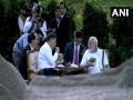 Modi-Jinping Meet: महाबलीपुरम में पीएम मोदी ने किया शी जिनपिंग का शानदार स्वागत, दिखाई प्राचीन धरोहर - Hindi News | PM Modi-Xi Jinping meet LIVE Updates from tamil Nadu Mamallapuram kashmir article 370 | Latest india News at Lokmatnews.in