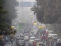 दिल्ली की हवा बेहद खराब, AQI 400 से ऊपर, देखें वीडियो - Hindi News | Delhi Ncr air quality is very poor, AQI is above 400, watch the video | Latest india News at Lokmatnews.in