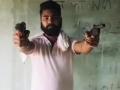 VIDEO: बंदूकों के साथ पोज देकर युवक ने कहा-वेस्ट यूपी का डॉन बनना चाहता हूं, वीडियो वायरल होने के बाद गिरफ्तार - Hindi News | | Latest india News at Lokmatnews.in