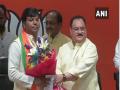गोरखपुर के सांसद प्रवीण निषाद सहित इन दो बड़े नेताओं ने थामा BJP का दामन - Hindi News | Nishad Party leader Praveen Nishad and Ananda Bhaskar joins Bharatiya Janata Party | Latest india News at Lokmatnews.in