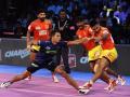 Pro Kabaddi 2018: हरियाणा स्टीलर्स ने गुजरात फोर्च्यूनजाइंट्स को 32-25 से हराया, दर्ज की पहली जीत - Hindi News | Pro Kabaddi League 2018: Haryana Steelers beat Gujarat Supergiants | Latest other-sports News at Lokmatnews.in